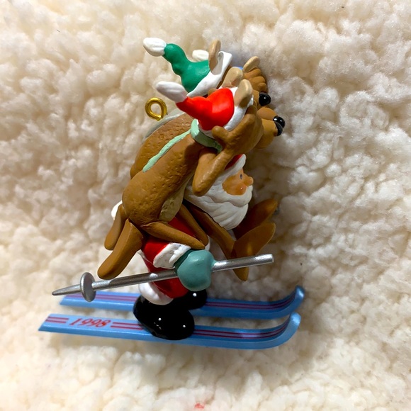 Hallmark Keepsake Ornament 1998 - Picture 2 of 8